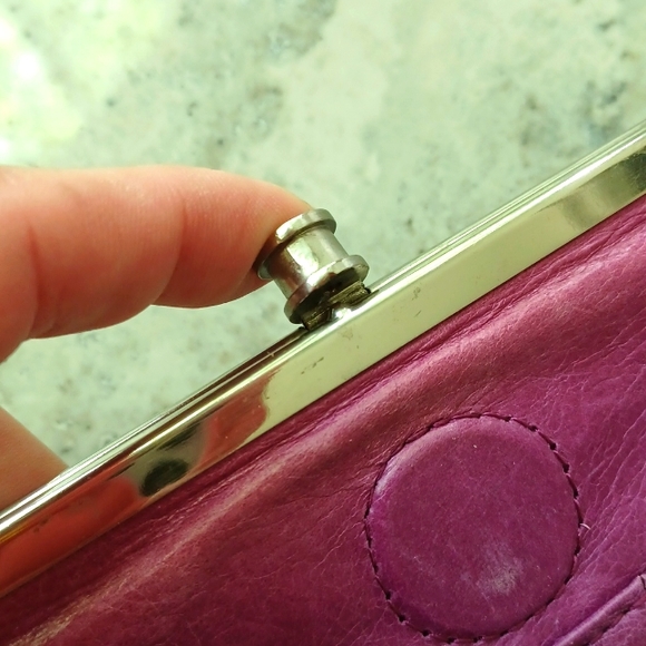 HOBO Lauren  wallet - Picture 9 of 16